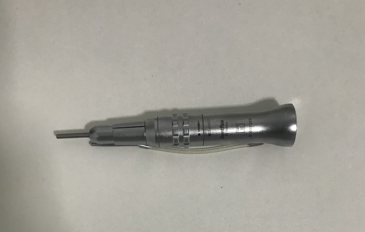 Vendo peça de mão reta.